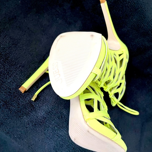 Neon Yellow/Green 7 1/2 Guess Sandal Heels - Picture 6 of 7